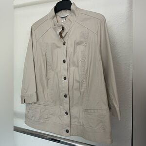 CJ Banks Tan lightweights woman’s jacket